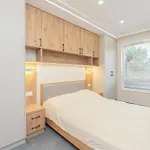 Baltic Emerald Cozy Near The Sea And Polsat Arena Stadion Stadium With Roof Terrace Free Parking Letnica شقة