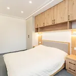 Apartament Baltic Emerald Cozy Near The Sea And Polsat Arena Stadion Stadium With Roof Terrace Free Parking Letnica Gdańsk