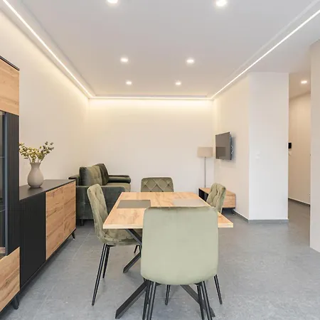 Baltic Emerald Cozy Near The Sea And Polsat Arena Stadion Stadium With Roof Terrace Free Parking Letnica Daire Gdansk