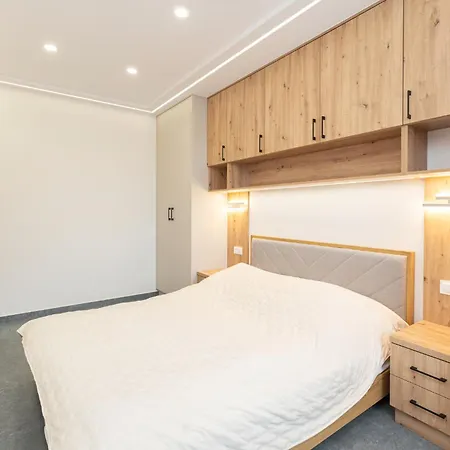 Daire Baltic Emerald Cozy Near The Sea And Polsat Arena Stadion Stadium With Roof Terrace Free Parking Letnica Gdansk