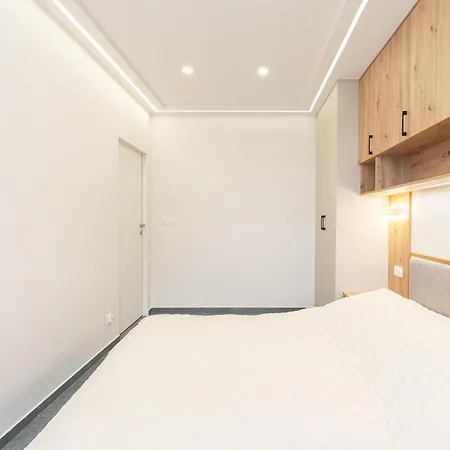 Daire Baltic Emerald Cozy Near The Sea And Polsat Arena Stadion Stadium With Roof Terrace Free Parking Letnica Gdansk