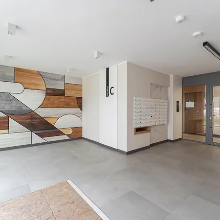 Baltic Emerald Cozy Near The Sea And Polsat Arena Stadion Stadium With Roof Terrace Free Parking Letnica Apartament Gdańsk