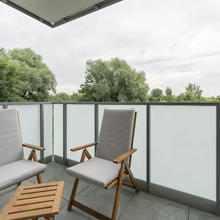 Apartament Baltic Emerald Cozy Near The Sea And Polsat Arena Stadion Stadium With Roof Terrace Free Parking Letnica Gdańsk