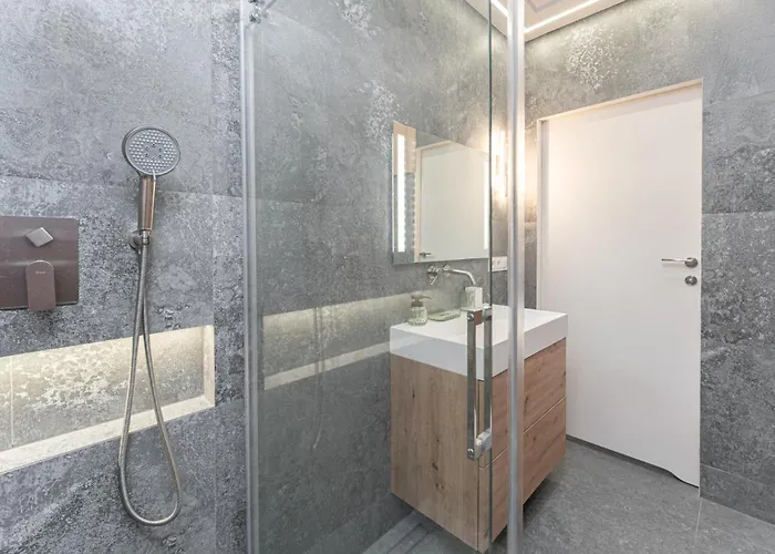 Baltic Emerald Cozy Near The Sea And Polsat Arena Stadion Stadium With Roof Terrace Free Parking Letnica * グダニスク