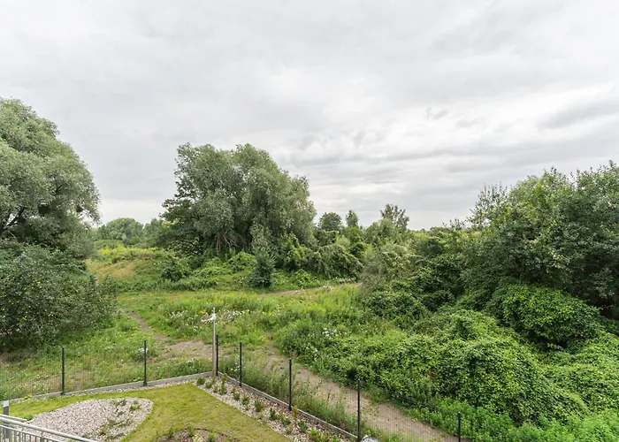 アパート Baltic Emerald Cozy Near The Sea And Polsat Arena Stadion Stadium With Roof Terrace Free Parking Letnica *